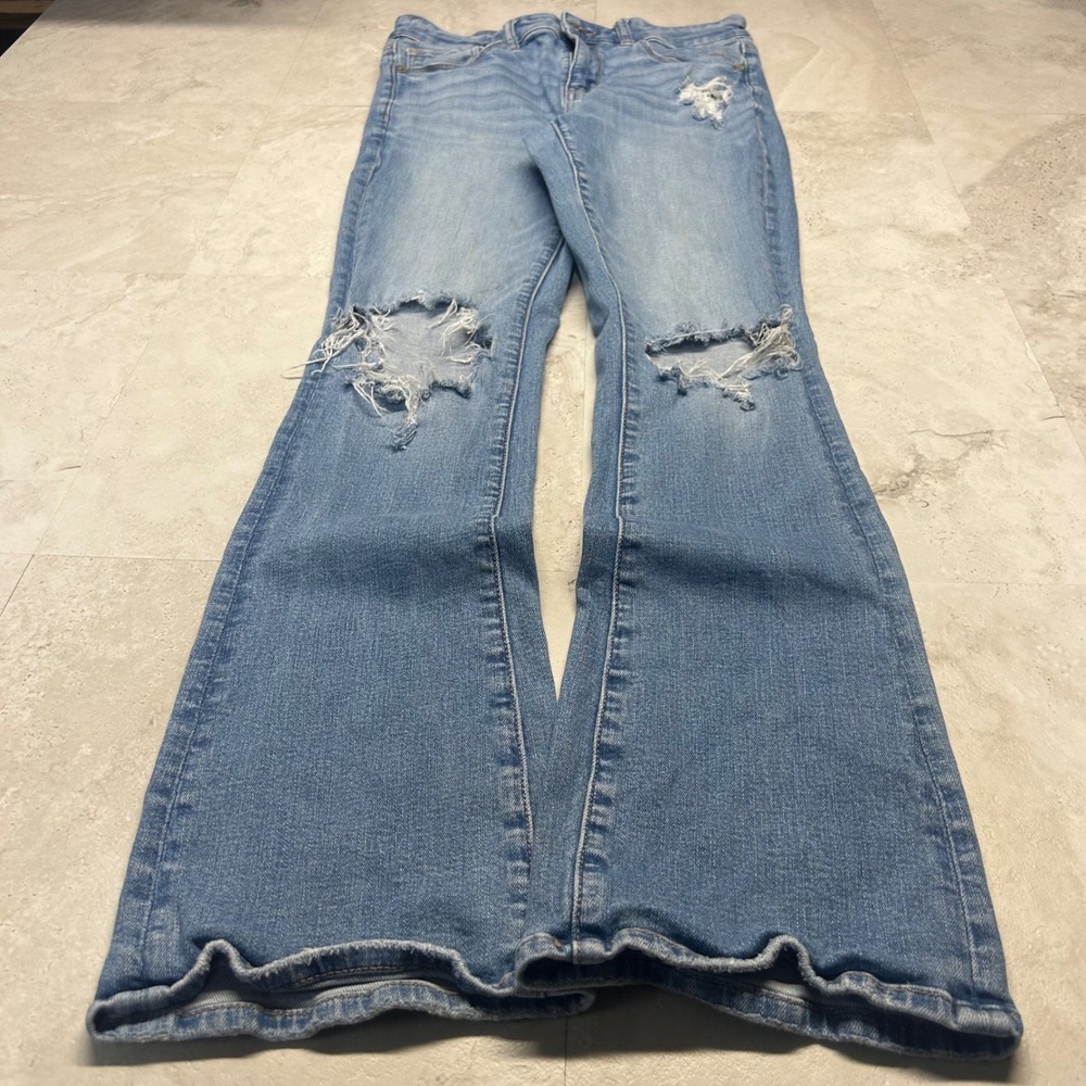 American Eagle High Rise Skinny Kick Jeans Light Wash Womens 8 Distressed Flare